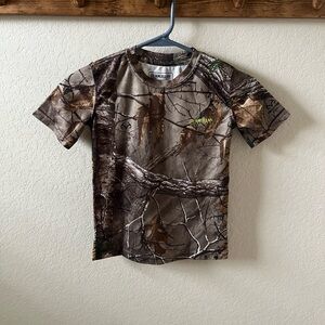Magellan Outdoors Boys Camo Short-Sleeve T-Shirt | XS | Hunt Gear | Like New